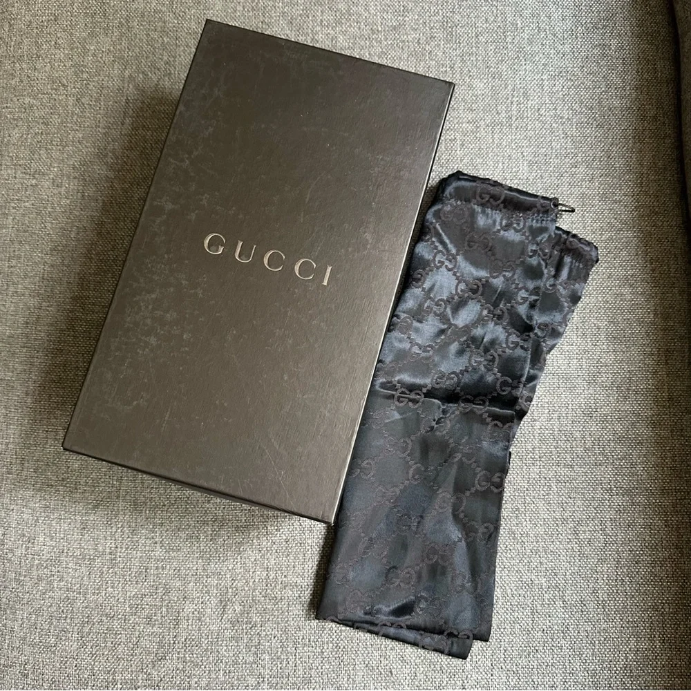 Vintage Gucci by Tom Ford olive green satin heels - Picture 6 of 7